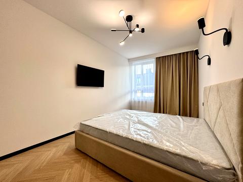 квартира за адресою Топольна вул., 4б