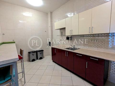 коммерческая по адресу Антоновича ул. (Горького), 33