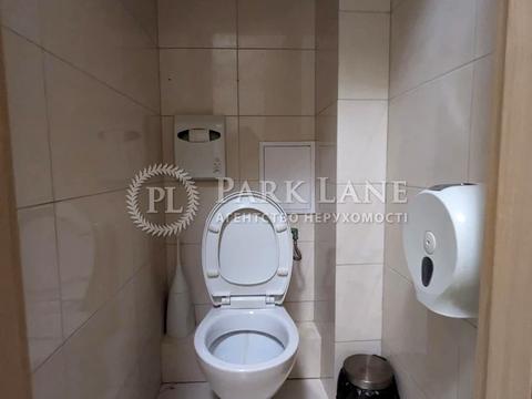 коммерческая по адресу Антоновича ул. (Горького), 33