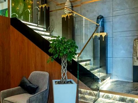 комерційна за адресою Голосіївський просп. (40-річчя Жовтня), 60