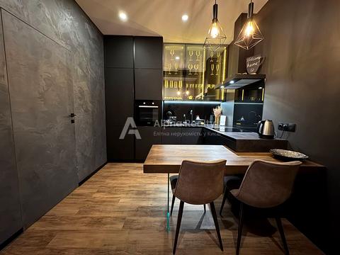 квартира по адресу Саксаганского ул., 37-К