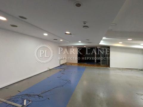 комерційна за адресою Верхній Вал вул., 22