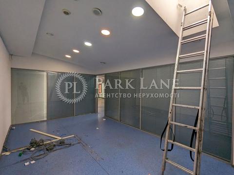 комерційна за адресою Верхній Вал вул., 22