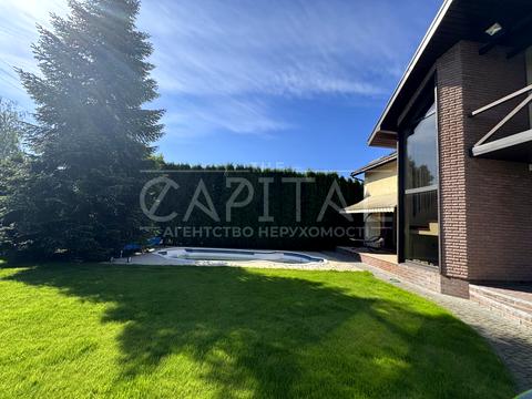 будинок за адресою с. Нові Безрадичі, Гранітна