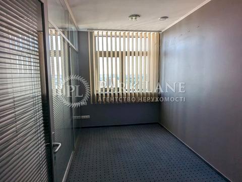 коммерческая по адресу Большая Васильковская ул. (Красноармейская), 72