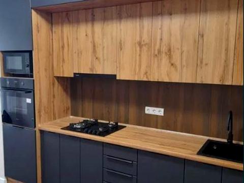 квартира за адресою Молодіжна вул., 10