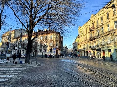 квартира за адресою Князя Романа вул. (), 11