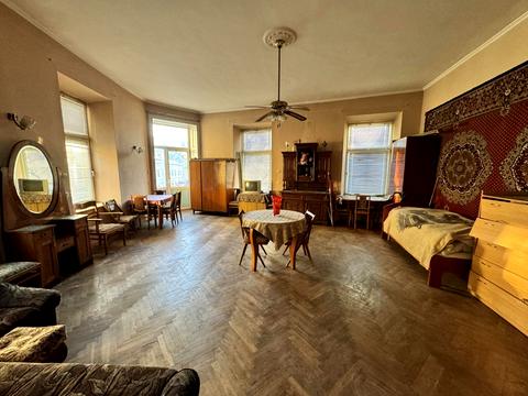 квартира за адресою Князя Романа вул. (), 11