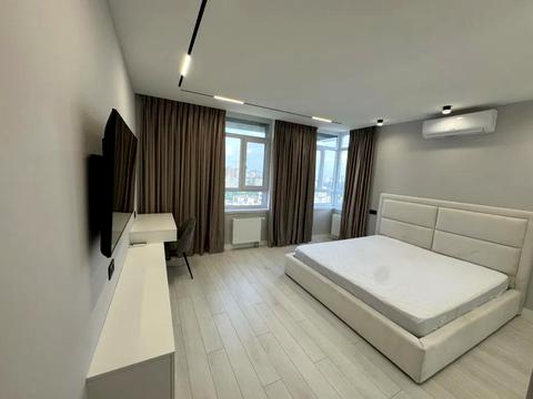 квартира за адресою Миколи Гулака вул., 4