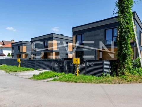 будинок за адресою Клавдії Радченка вул., 2