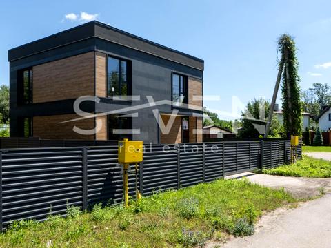 будинок за адресою Клавдії Радченка вул., 2