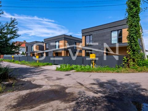 будинок за адресою Клавдії Радченка вул., 2