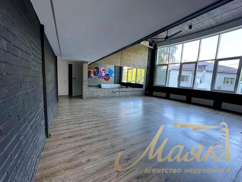 комерційна за адресою Василя Тютюнника вул. (Анрі Барбюса), 37/1