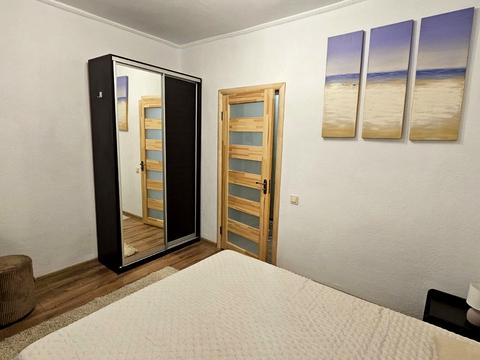 будинок за адресою Зореслава вул.