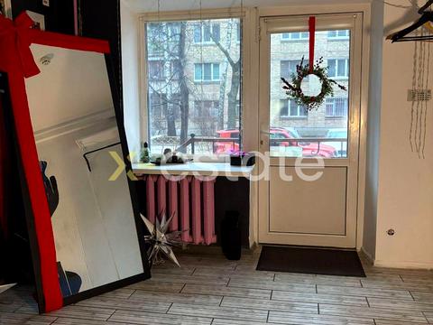 комерційна за адресою Донецька вул., 3