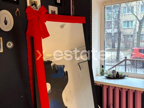 комерційна за адресою Донецька вул., 3