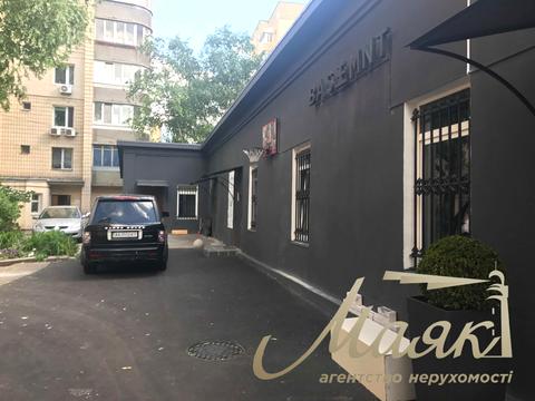 комерційна за адресою Київ, Івана Мазепи вул. (Січневого Повстання), 10