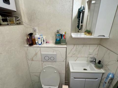 квартира за адресою Наукова вул., 22