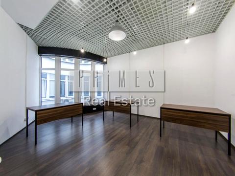 комерційна за адресою Кловський узвіз, 7