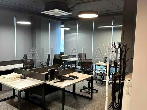 комерційна за адресою Товарна вул., 1