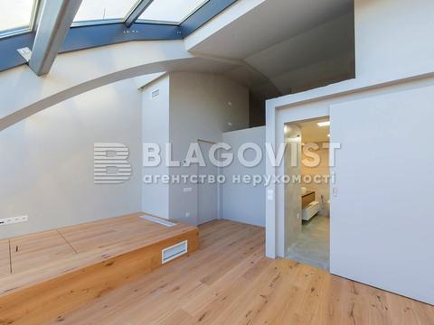 квартира за адресою Андрія Верхогляда вул. (Михайла Драгомирова), 14-А