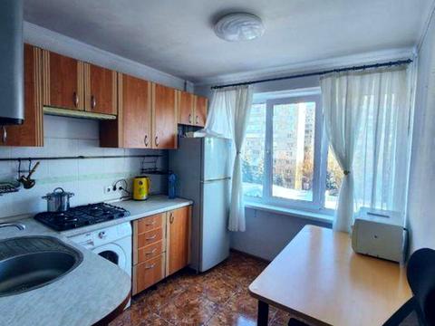 квартира за адресою Михайла Омеляновича-Павленка вул. (Суворова), 19