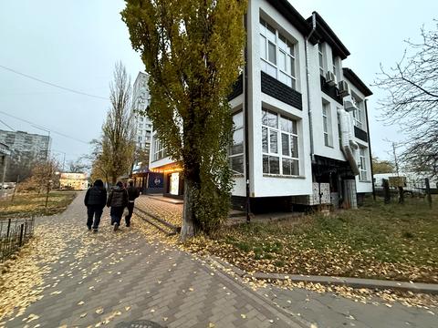 комерційна за адресою Павла Тичини просп., 20 -Б