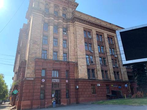 комерційна за адресою Дмитра Яворницького просп. (Карла Маркса), 57