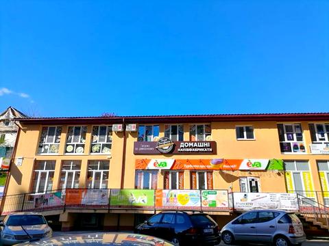 комерційна за адресою Валерія Лобановського, 35