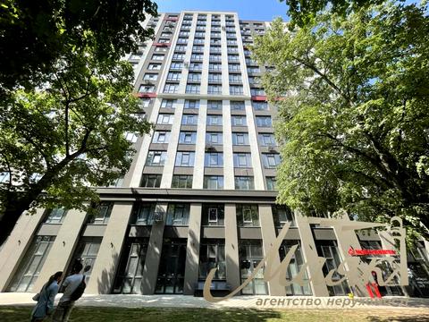 коммерческая по адресу Любомира Гузара просп. (Космонавта Комарова), 15