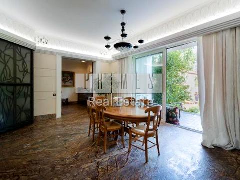 дом по адресу авіаторів