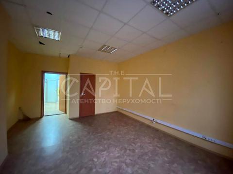 комерційна за адресою Академіка Палладіна просп., 44-А