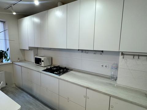 квартира за адресою Олексія Вадатурського вул. (Маршала Малиновського), 18