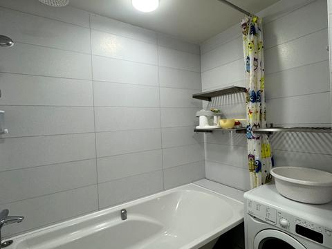 квартира за адресою Олексія Вадатурського вул. (Маршала Малиновського), 18