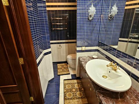 комерційна за адресою Київ, Велика Васильківська вул. (Червоноармійська), 72-А