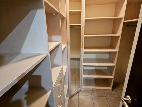 комерційна за адресою Київ, Велика Васильківська вул. (Червоноармійська), 72-А