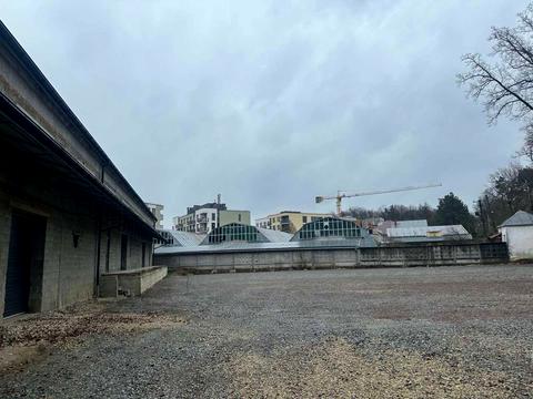 коммерческая по адресу Независимости Украины ул., 11в