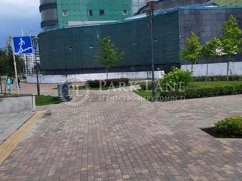 коммерческая по адресу Героев Полка "Азов ул. (Малиновского маршала), 24