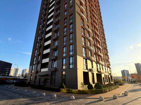 комерційна за адресою Дніпровська набережна вул., 16-Г