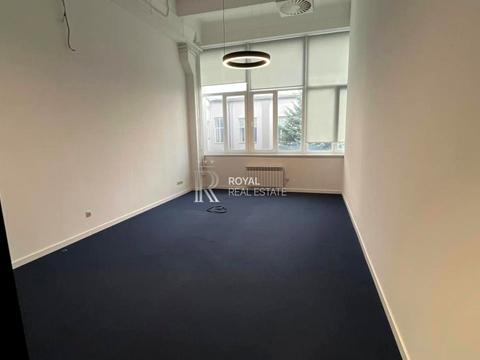 комерційна за адресою Лаврська вул. (Січневого Повстання), 16