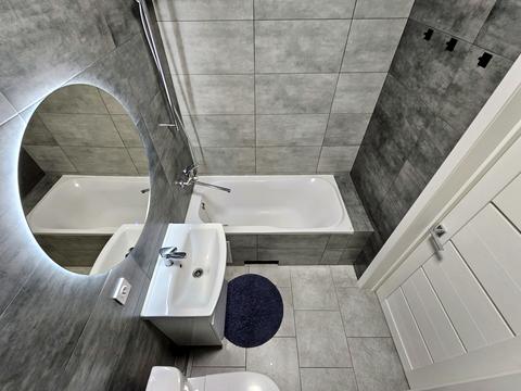 квартира за адресою Героїв Небесної Сотні просп., 16/1