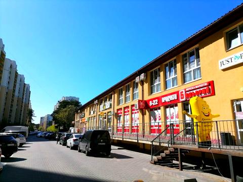 комерційна за адресою Валерія Лобановського, 35