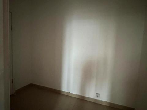 комерційна за адресою Дніпровська набережна вул., 16-Г