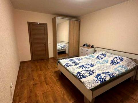 квартира за адресою Ревуцького вул., 54