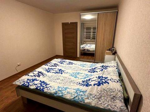 квартира за адресою Ревуцького вул., 54