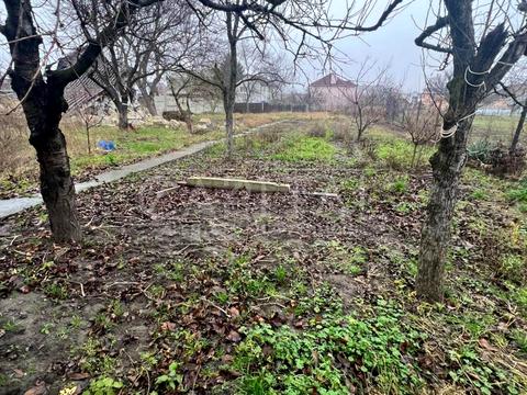ділянка за адресою с. Петропавлівська борщагівка, Богдана Хмельницького вул., 38