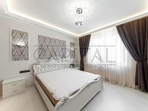 квартира за адресою Академіка Глушкова просп., 9-Д