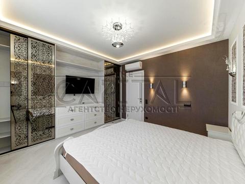 квартира за адресою Академіка Глушкова просп., 9-Д