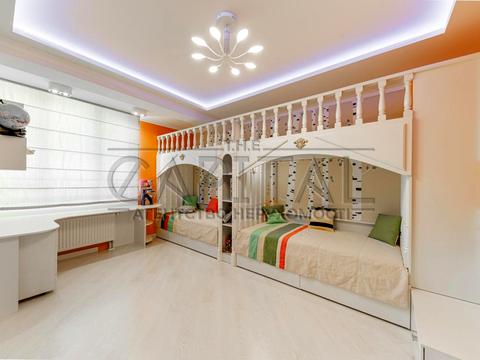 квартира за адресою Академіка Глушкова просп., 9-Д