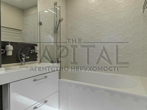 квартира за адресою Академіка Глушкова просп., 9-Д